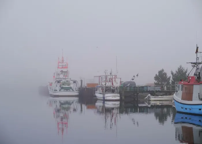 Am Апартаменты *